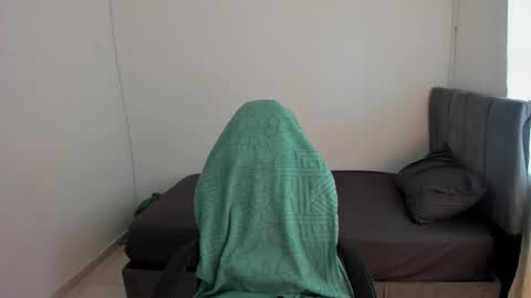 Snapshot of king_warlord chatting on 16, 4, 2026 king_warlord online show from 16, 4, 2026