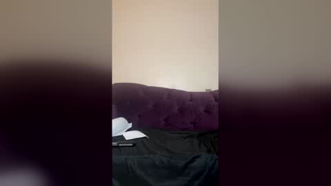 Snapshot of kingecstasyxxx chatting on 4, 4, 2026 KingEcstasyXXX online show from 4, 4, 2026