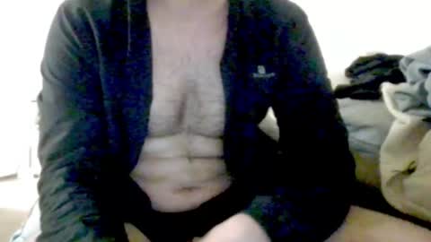 Snapshot of kingindisguise69 chatting on 5, 3, 2025 kingindisguise69 online show from 5, 3, 2025