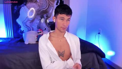 Snapshot of kingparker1 chatting on 15, 2, 2026 A L E X online show from 15, 2, 2026