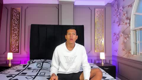 Snapshot of kingstark_ chatting on 26, 10, 2025 sebastian online show from 26, 10, 2025