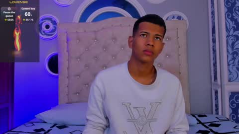 Snapshot of kingstark_ chatting on 23, 11, 2025 sebastian online show from 23, 11, 2025