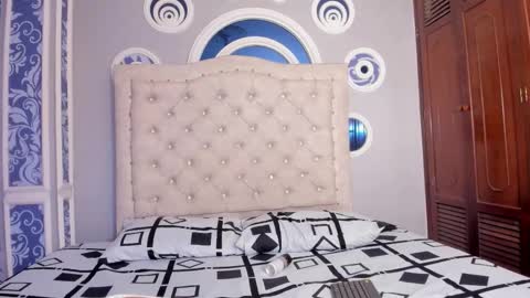 Snapshot of kingstark_ chatting on 14, 12, 2025 sebastian online show from 14, 12, 2025