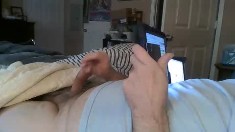 Snapshot of kingtongue10 chatting on 24, 12, 2024 kingtongue10 online show from 24, 12, 2024