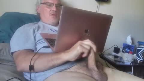 kingtongue10 online show from 12, 5, 2026