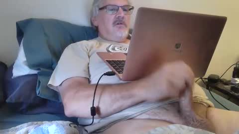 kingtongue10 online show from 1, 6, 2026