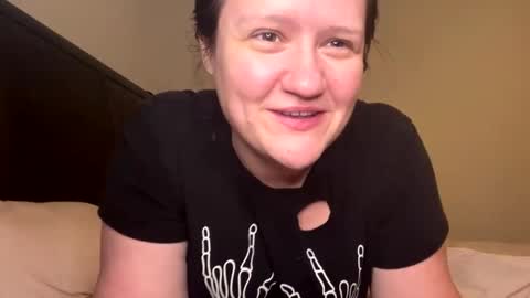 Snapshot of kinkbitch25 chatting on 1, 2, 2026 Kinkbitch online show from 1, 2, 2026