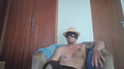 Snapshot of kinkcrystaldude chatting on 15, 3, 2026 Tom Hardmen online show from 15, 3, 2026