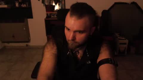 Snapshot of kinkracc chatting on 15, 9, 2025 kinkRacc online show from 15, 9, 2025