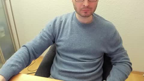 Snapshot of kinksubbydubby chatting on 17, 3, 2026 kinksubbydubby online show from 17, 3, 2026