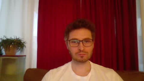 Snapshot of kinksubbydubby chatting on 27, 3, 2026 kinksubbydubby online show from 27, 3, 2026