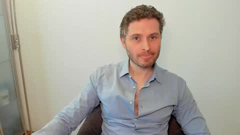 Snapshot of kinksubbydubby chatting on 1, 4, 2026 kinksubbydubby online show from 1, 4, 2026