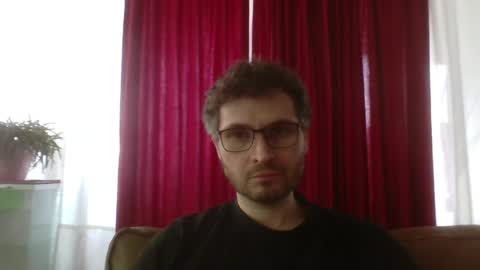 Snapshot of kinksubbydubby chatting on 5, 4, 2026 kinksubbydubby online show from 5, 4, 2026