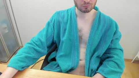 Snapshot of kinksubbydubby chatting on 20, 4, 2026 kinksubbydubby online show from 20, 4, 2026