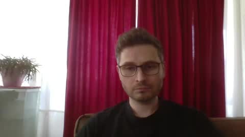 Snapshot of kinksubbydubby chatting on 8, 5, 2026 kinksubbydubby online show from 8, 5, 2026