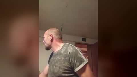 kinky_413x online show from 6, 5, 2026