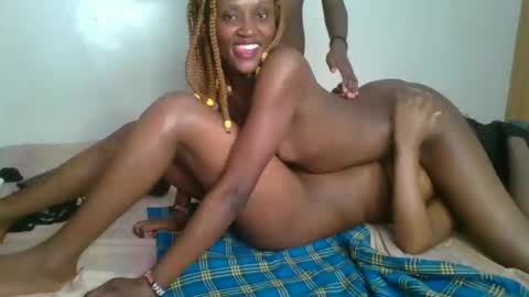 Snapshot of kinky_aria chatting on 24, 9, 2025 kinky_aria online show from 24, 9, 2025