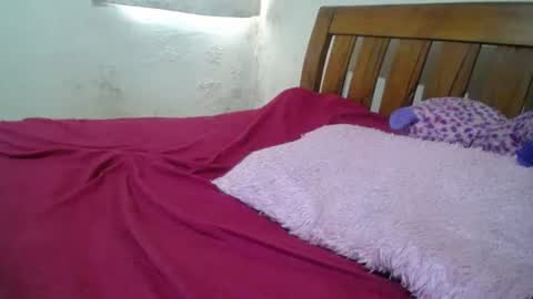 Snapshot of kinky_kaiya chatting on 1, 10, 2025 kaiya online show from 1, 10, 2025