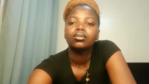 Snapshot of kinky_lola1 chatting on 5, 1, 2026 Lola online show from 5, 1, 2026