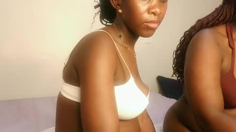 Snapshot of kinky_lola1 chatting on 22, 2, 2026 Lola online show from 22, 2, 2026