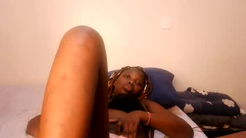 Snapshot of kinky_lola1 chatting on 14, 3, 2026 Lola online show from 14, 3, 2026