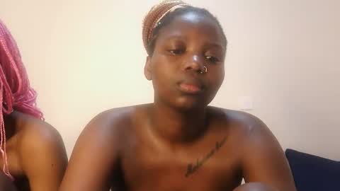 Snapshot of kinky_lola1 chatting on 18, 3, 2026 Lola online show from 18, 3, 2026