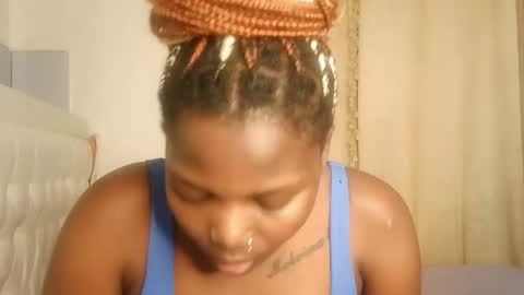 Snapshot of kinky_lola1 chatting on 25, 3, 2026 Lola online show from 25, 3, 2026