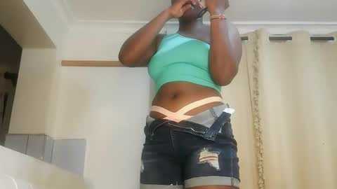 Snapshot of kinky_lola1 chatting on 28, 3, 2026 Lola online show from 28, 3, 2026