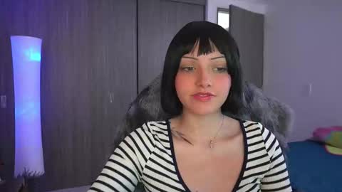 Snapshot of kinky_mj chatting on 30, 3, 2026 Mary your fav curly girl online show from 30, 3, 2026