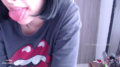 Snapshot of kinky_mj chatting on 14, 4, 2026 Mary your fav curly girl online show from 14, 4, 2026
