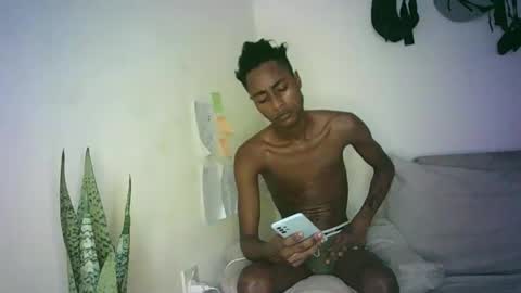 Snapshot of kinkybby_ chatting on 8, 3, 2025 kinkybby_ online show from 8, 3, 2025