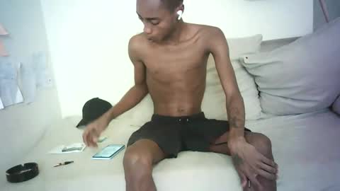 Snapshot of kinkybby_ chatting on 9, 3, 2025 kinkybby_ online show from 9, 3, 2025