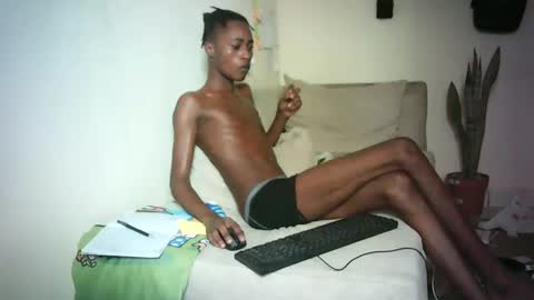 Snapshot of kinkybby_ chatting on 12, 3, 2025 kinkybby_ online show from 12, 3, 2025