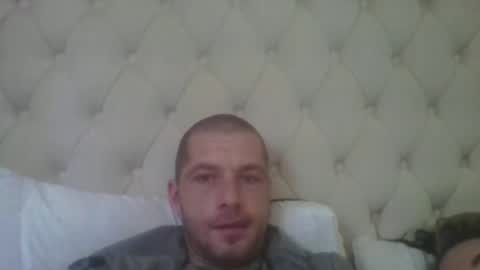 Snapshot of kinkycouple147 chatting on 30, 4, 2026 kinkycouple147 online show from 30, 4, 2026