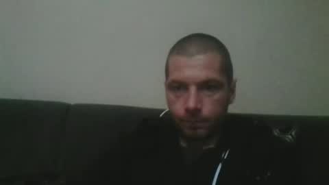 Snapshot of kinkycouple147 chatting on 1, 5, 2026 kinkycouple147 online show from 1, 5, 2026