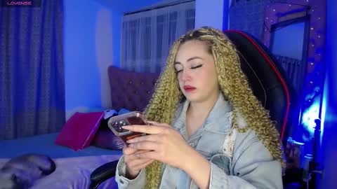  Sara  online show from 1, 3, 2025