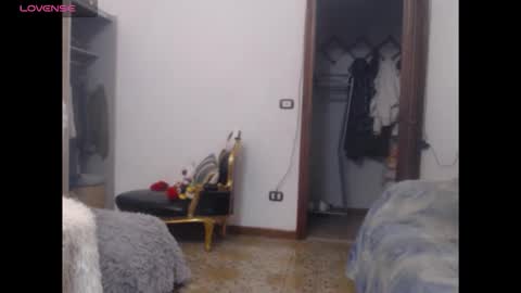 Snapshot of kinkyerikat chatting on 19, 10, 2025 Anya online show from 19, 10, 2025