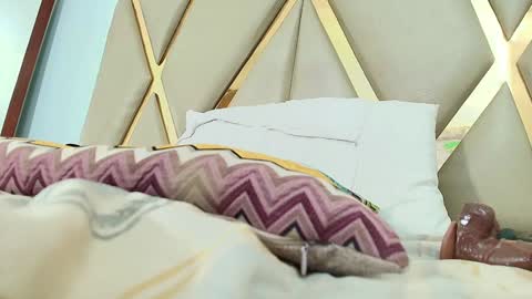 MISS RYN  online show from 8, 12, 2024