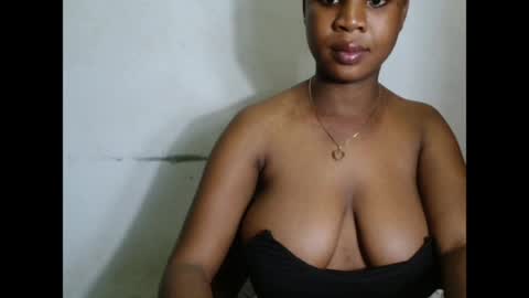 Snapshot of kinkyjuicexx chatting on 12, 4, 2026 kinkyjuicexx online show from 12, 4, 2026