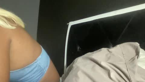 Snapshot of kinkykittee chatting on 9, 2, 2025 Bunniii online show from 9, 2, 2025