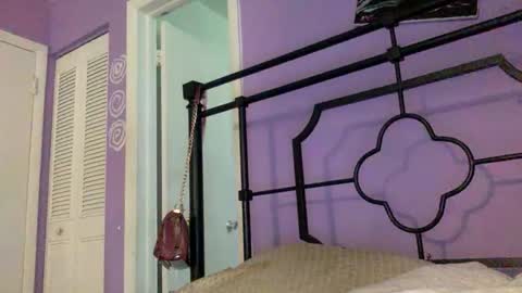 Snapshot of kinkykittee chatting on 6, 4, 2026 Bunniii online show from 6, 4, 2026