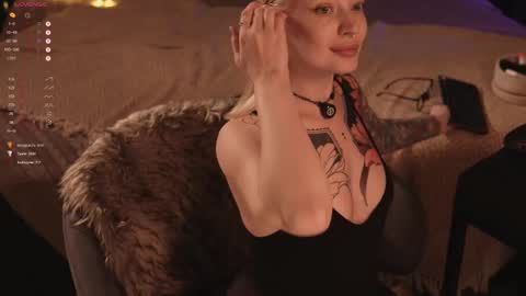 Snapshot of kinkylina_ chatting on 27, 2, 2025 kinkylina_ online show from 27, 2, 2025