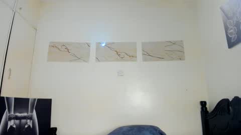 Snapshot of kinkyxxx596192 chatting on 18, 4, 2026 doris lovely online show from 18, 4, 2026