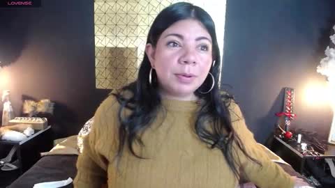 Snapshot of kinkyy_mom chatting on 18, 3, 2026 kinkyy_mom online show from 18, 3, 2026