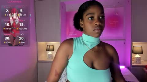 M A R A  online show from 11, 11, 2025