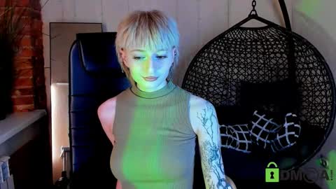 Snapshot of kira__cutie chatting on 7, 3, 2026 Kira online show from 7, 3, 2026