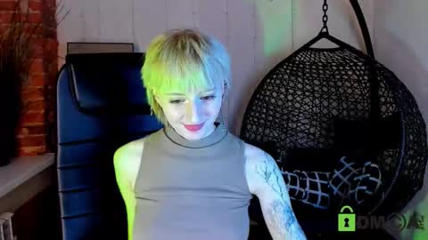 Snapshot of kira__cutie chatting on 8, 3, 2026 Kira online show from 8, 3, 2026