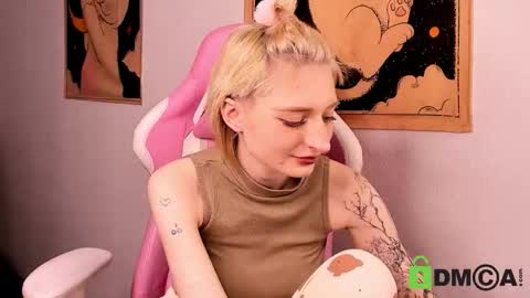 Snapshot of kira__cutie chatting on 20, 3, 2026 Kira online show from 20, 3, 2026