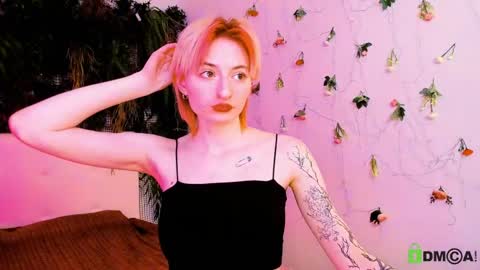 Snapshot of kira__cutie chatting on 15, 5, 2026 Kira online show from 15, 5, 2026
