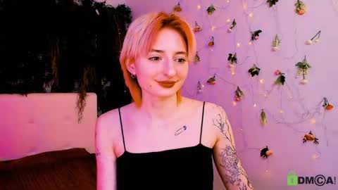 Snapshot of kira__cutie chatting on 15, 5, 2026 Kira online show from 15, 5, 2026